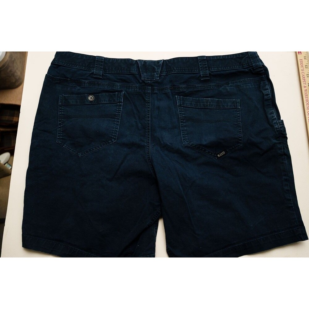 5.11 tactical blue shorts 42" mens *see - Picture 3 of 6